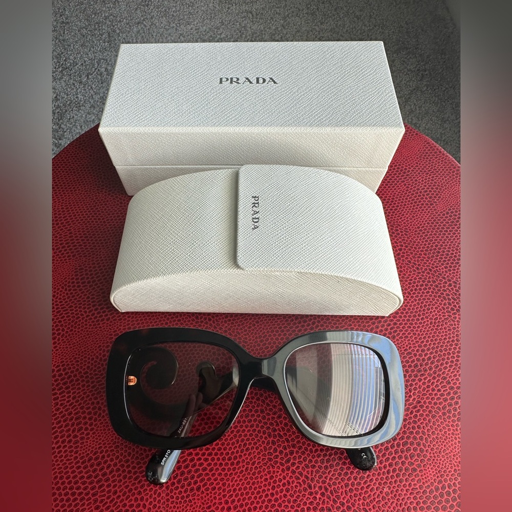 Prada SPR27O Sunglasses